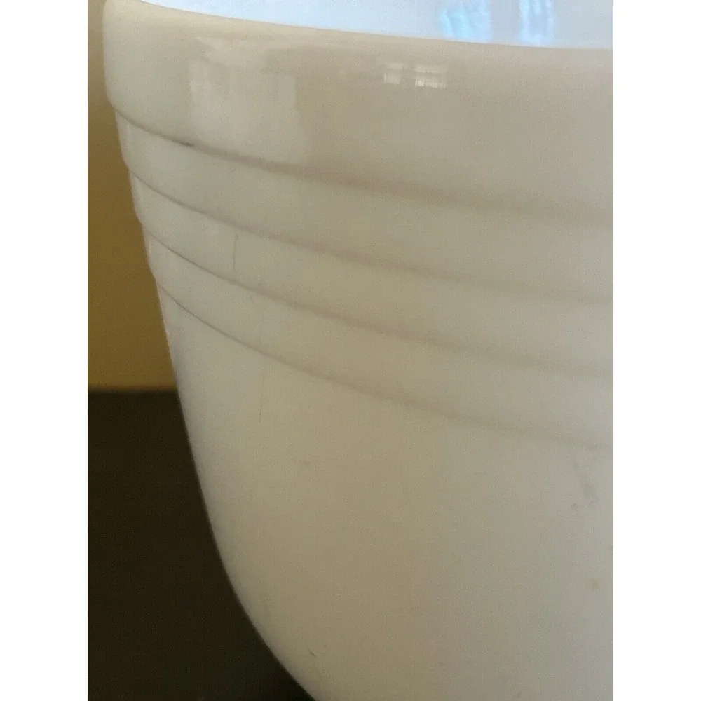 White‎ Milk Glass Pyrex Mixing Bowl CAPITAL PYREX USA